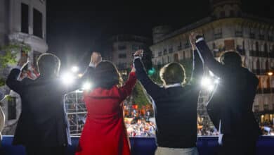 Dirigentes del PP advierten de las consecuencias de una guerra Ayuso-Almeida: "Es un suicidio"