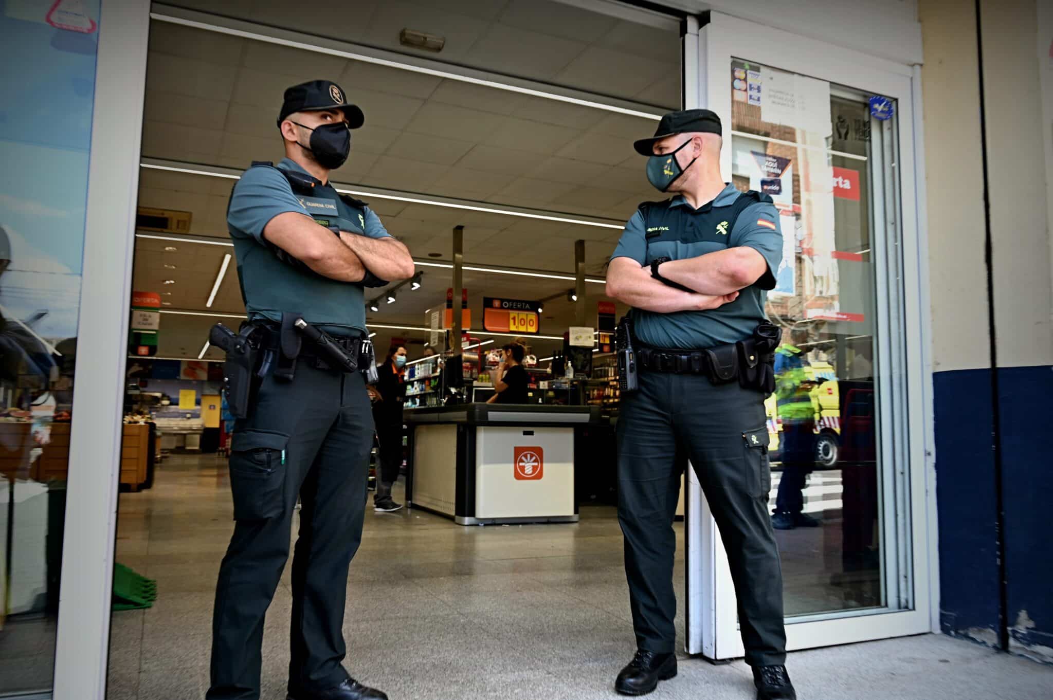 La Guardia Civil en El Molar tras la detención de Noelia de Mingo.