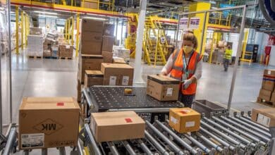 Amazon cumple una década en España con la promesa de expandir su red y disparar su plantilla