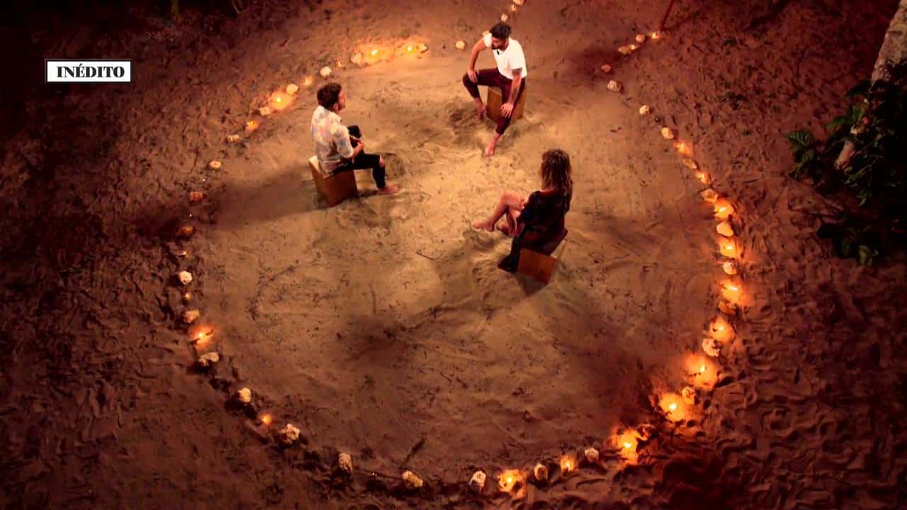Manuel e Isaac se enfrentan por Lucía en el círculo de fuego