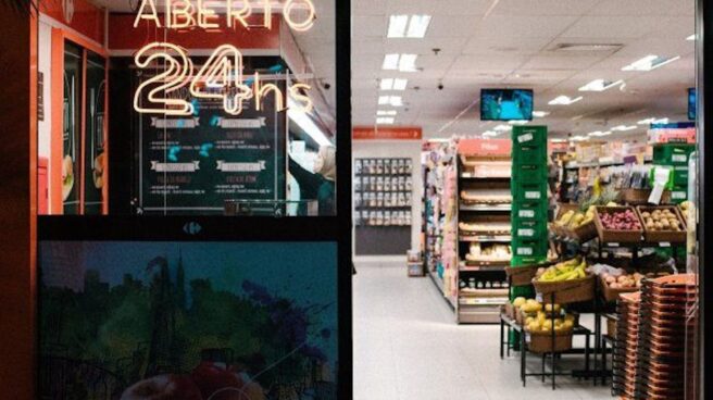imagen-de-un-supermercado-24-horas-en-barcelona-archivo