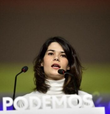 Sumar conserva el escaño de su ex coordinador Carlos Martín para impedir [...]