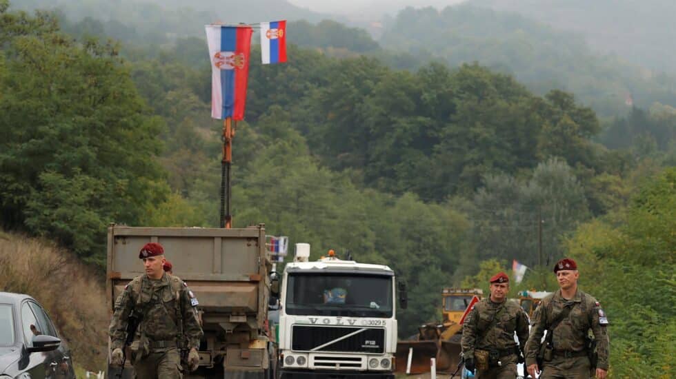 La frontera entre Serbia y Kosovo está tomada desde hace diez días por patrullas militares, policiales y ciudadanas.