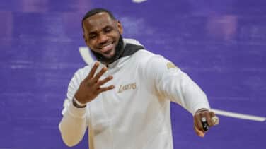 LeBron James, "frustrado y enfadado" con la NBA tras su falso positivo por coronavirus