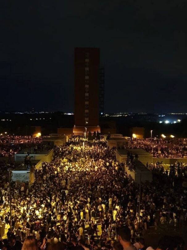 Botellón en Ciudad Universitaria (Madrid) a 18 de septiembre de 2021