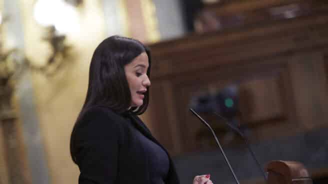 La diputada de Vox Mireia Borrás interviene en el Congreso.