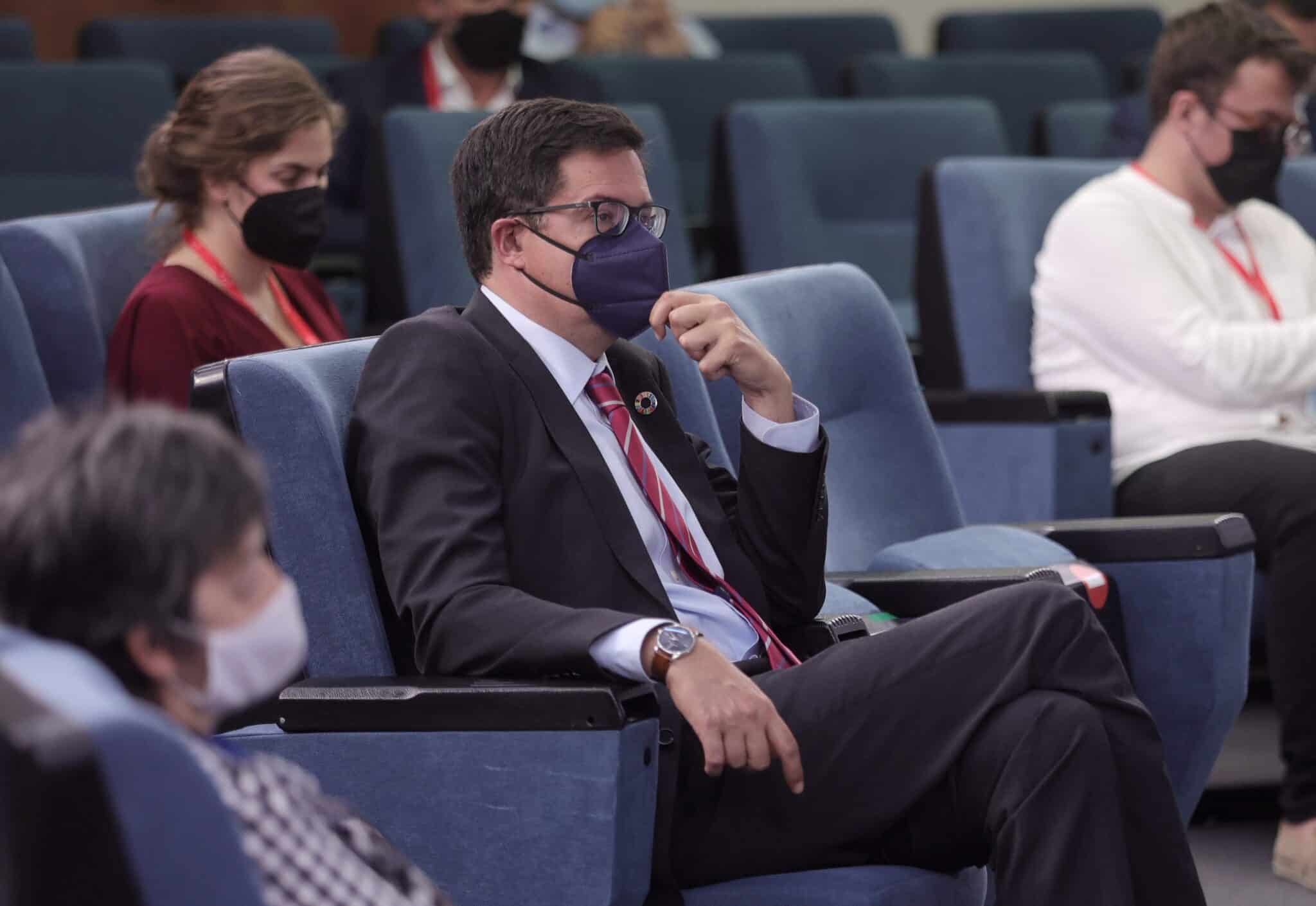 Óscar López, presidente de Paradores en 2020, en la sala de prensa de La Moncloa.