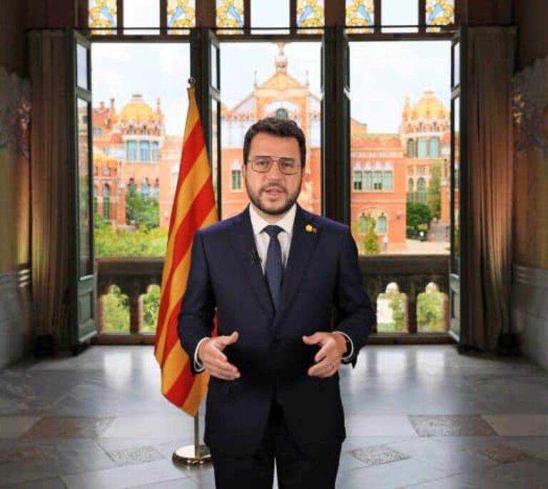Aragonés avisa que el referéndum "es irrenunciable" a una semana de la mesa de diálogo