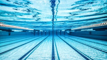 Fluidra, el 'rey' de las piscinas que arrasa en el Ibex gracias a la pandemia