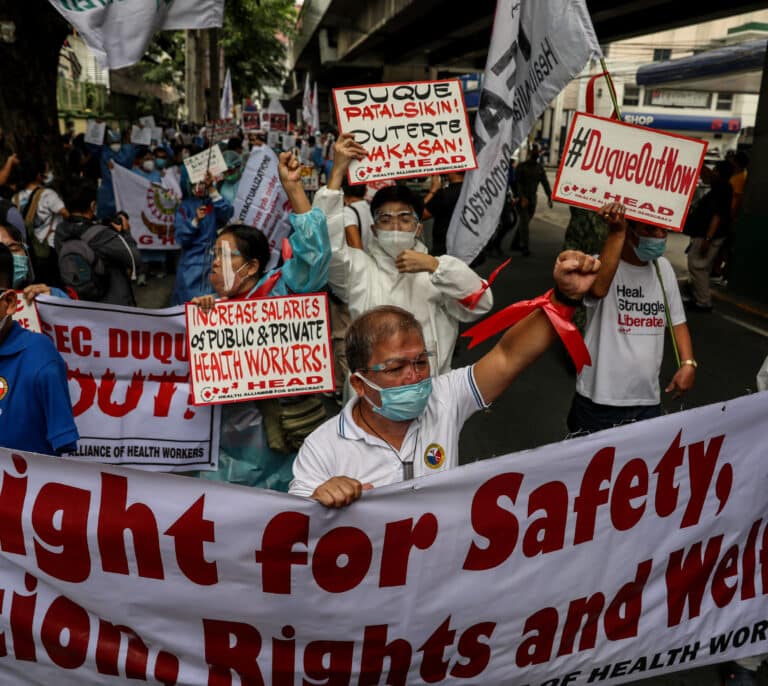 Filipinas amplía el estado de emergencia por el coronavirus un año más