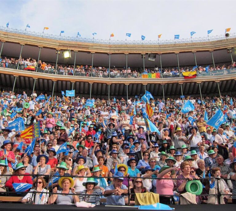 Casado fía el éxito de su convención a "rebosar" la plaza de "las grandes victorias" del PP