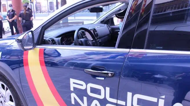 Seis policías resultan heridos al tratar de reducir a un hombre en Las Palmas