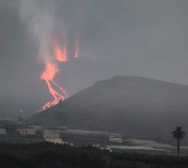 VÍDEO | Así es el sonido del volcán de La Palma durante una explosión