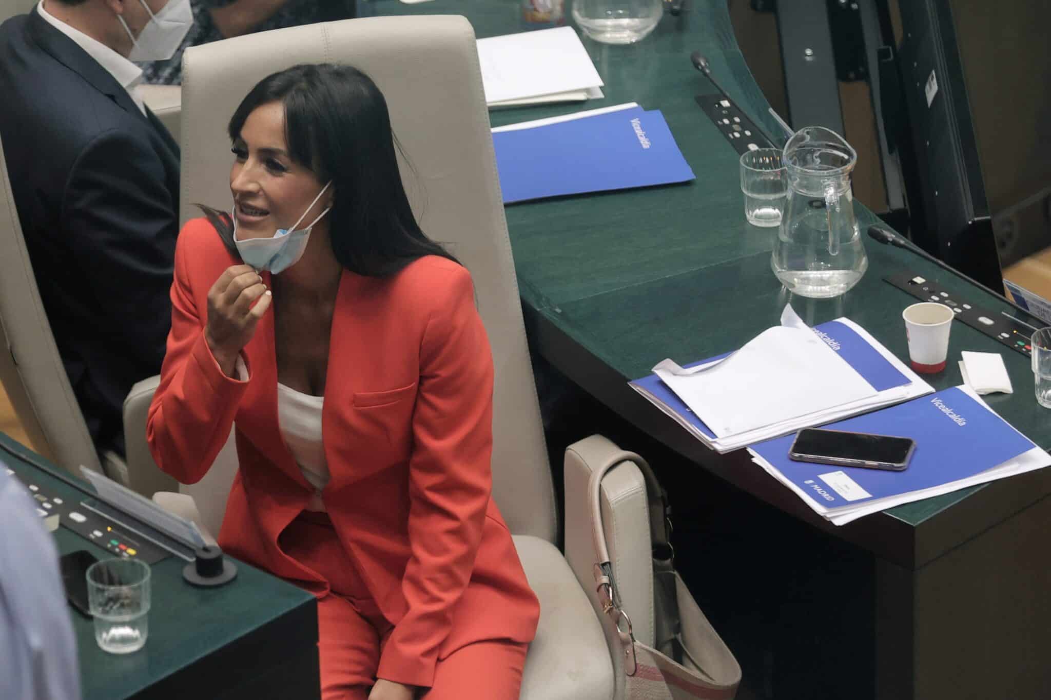 Begoña Villacís, en el Pleno del Ayuntamiento de Madrid.