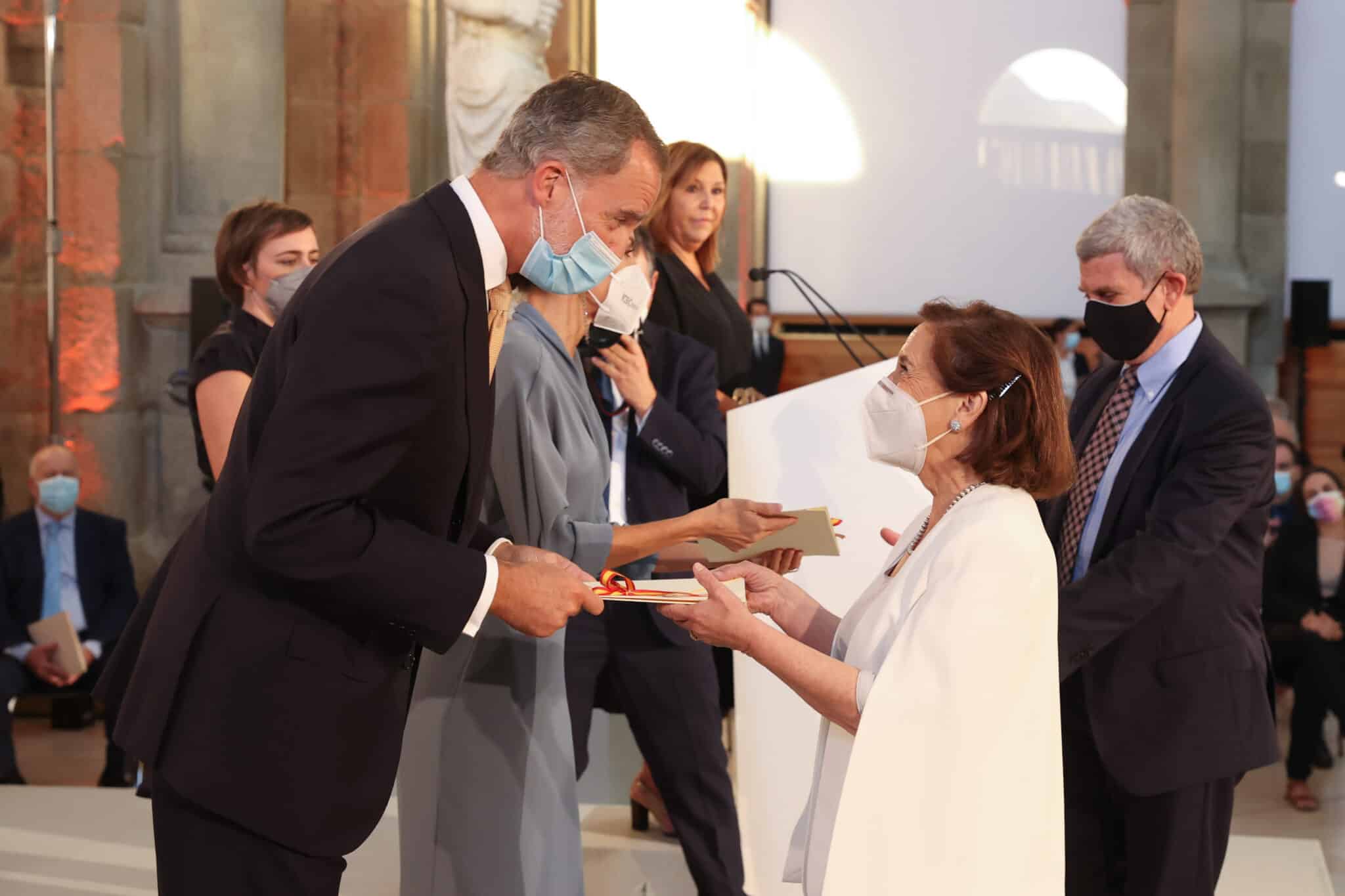 Victoria Prego recibe el Premio Nacional de Televisión