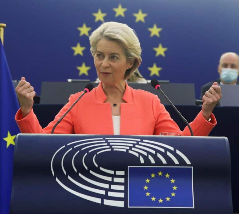Ursula von der Leyen: "Europa ha cumplido pero la pandemia es un maratón"