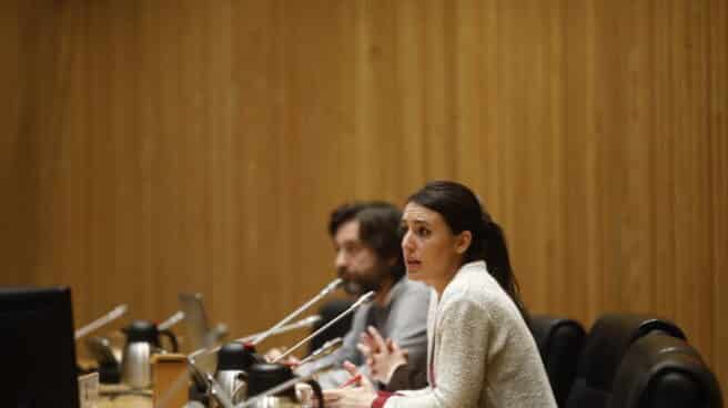 Vox denuncia a Irene Montero y Rafael Mayoral por presuntos pagos de Ecuador a empresas vinculadas a Podemos Irene Montero y Rafael Mayoral en 2018