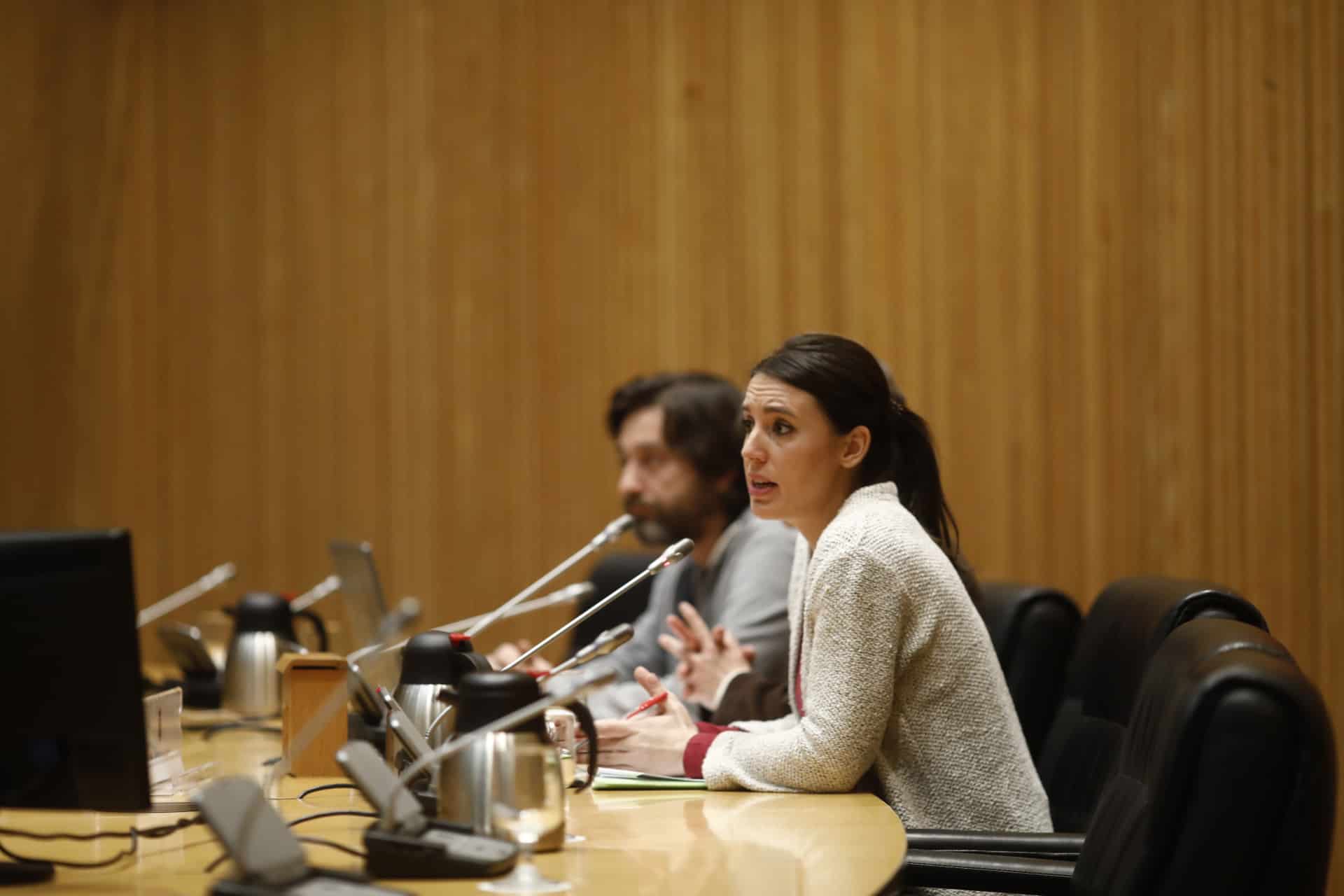 Irene Montero y Rafael Mayoral en 2018