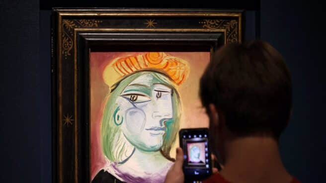 'Mujer Con Boina Naranja', De Pablo Picasso