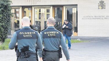 Muere un niño de tres años al caer a una piscina en Benalmádena