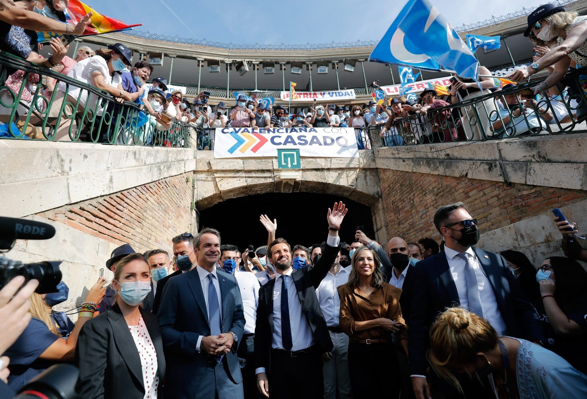 El PP llena de nuevo la plaza de toros de Valencia y reúne a 12.000 personas