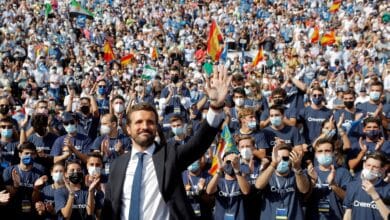 Casado oficializa su candidatura a Moncloa y se crece ante Sánchez y ante Vox: "El PP ha vuelto"
