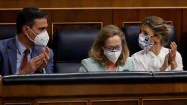 El choque entre Yolanda Díaz y Calviño por la reforma laboral provoca la revisión de la coalición de gobierno