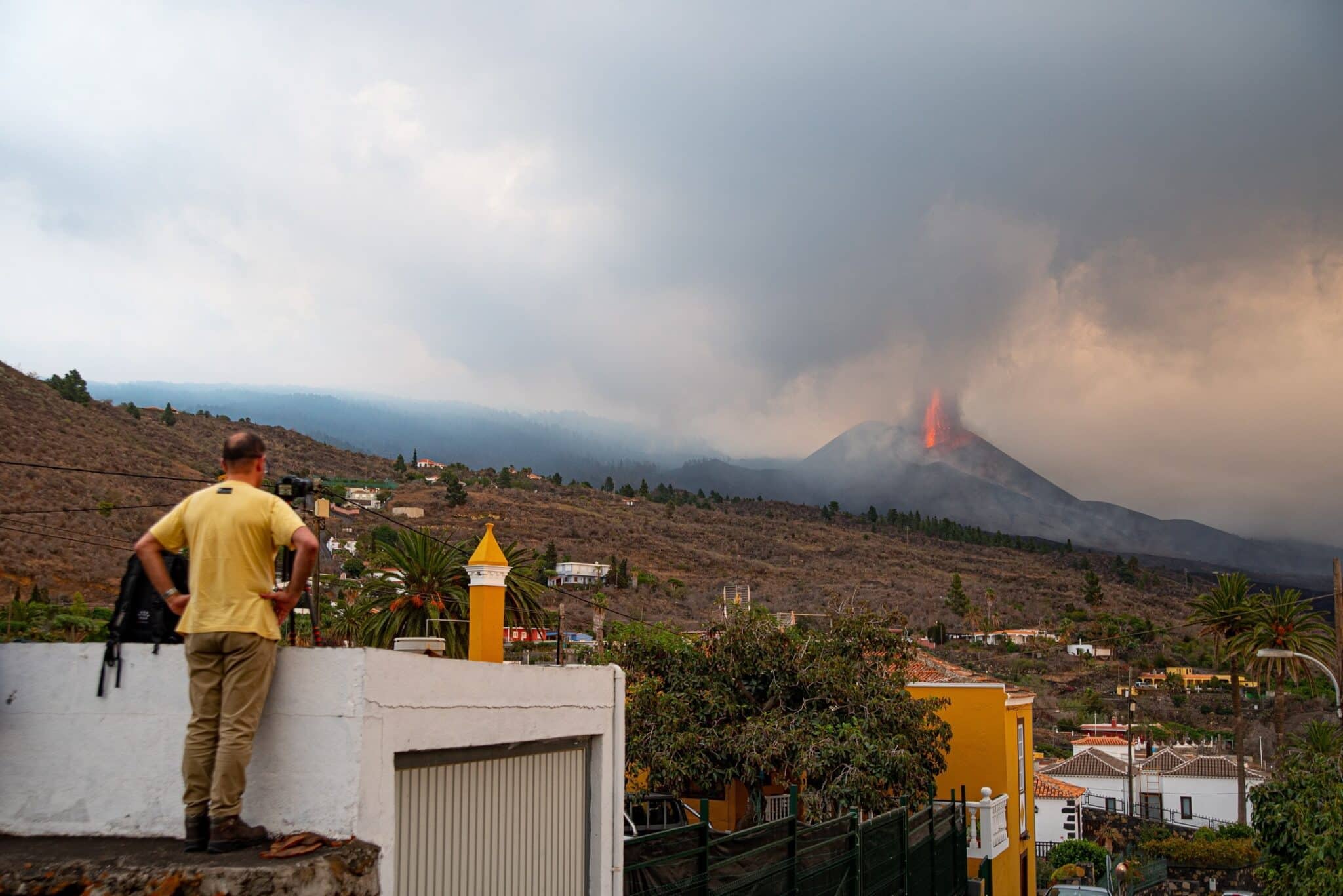 El volcán de Cumbre Vieja en La Palma continúa con su actividad eruptiva después de 40 días de actividad ininterrumpida.