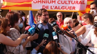 Llarena pide la detención de Comín y Ponsatí que han viajado a Italia con Puigdemont