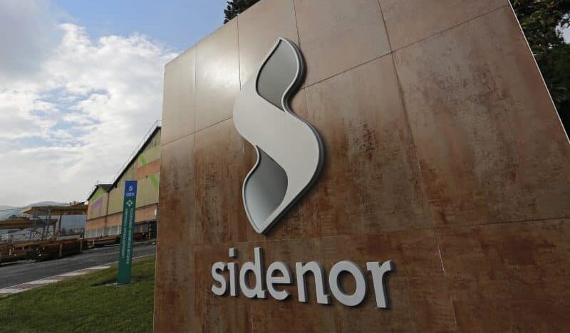 Sidenor para 20 días su producción al dispararse un 25% su factura eléctrica