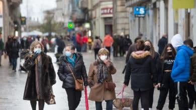 La incidencia vuelve a bajar en España y Sanidad registra 21 fallecidos