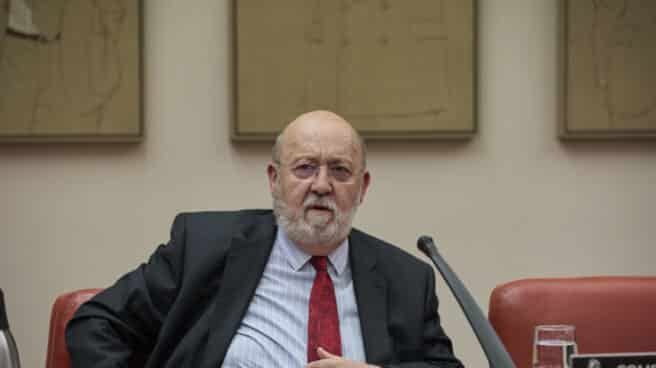Tezanos recalca que las encuestas del CIS son "las más fiables" y que si no benefician al PP es "porque no gana" El presidente del Centro de Investigaciones Sociológicas, José Félix Tezanos.