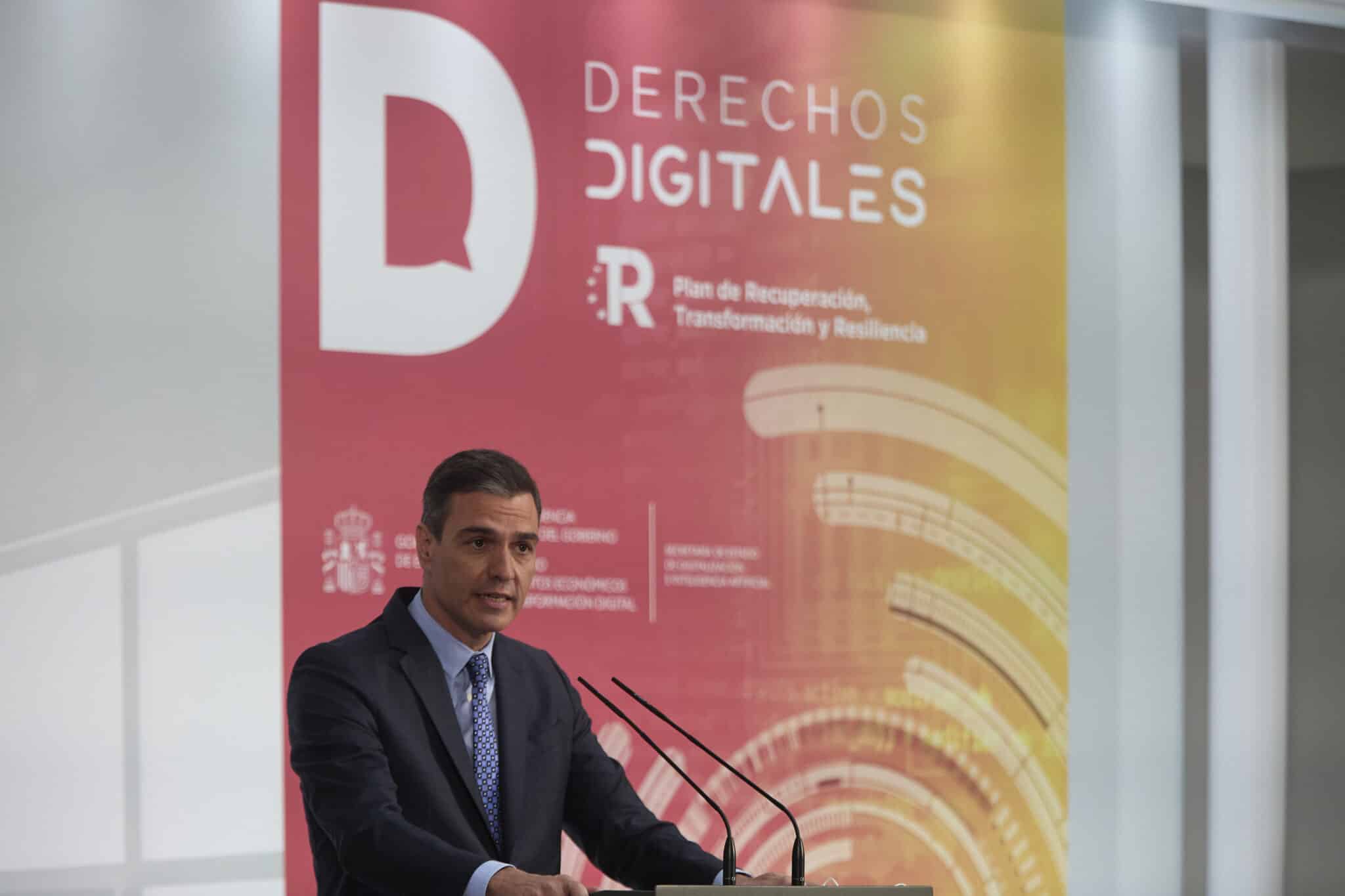 El presidente del Gobierno, Pedro Sánchez, interviene en la presentación de la Carta de Derechos Digitales, en La Moncloa