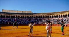 Paseíllo en La Maestranza de Sevilla.
