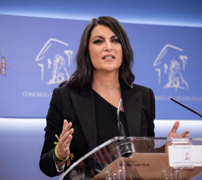 Macarena Olona desliza en público que será la candidata de Vox en Andalucía