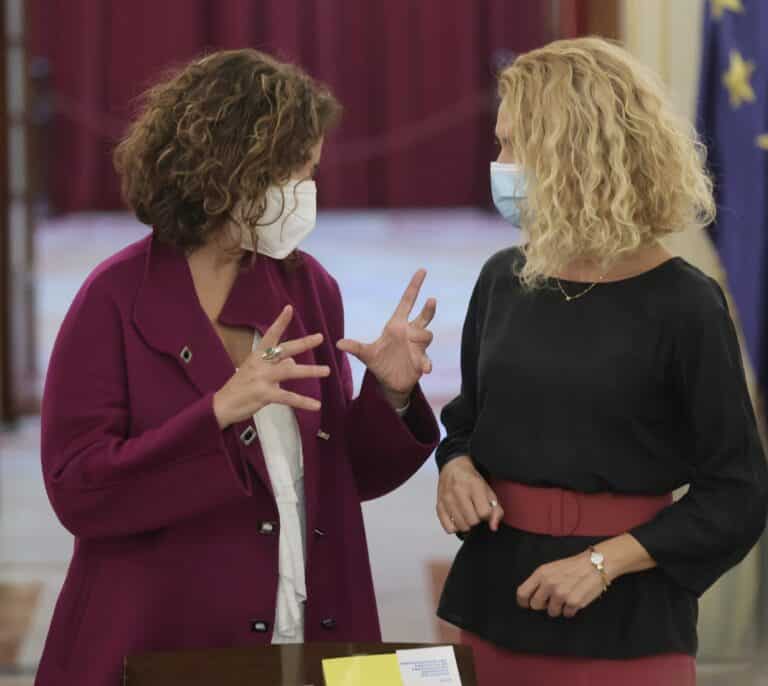 Presupuestos de economía ficción