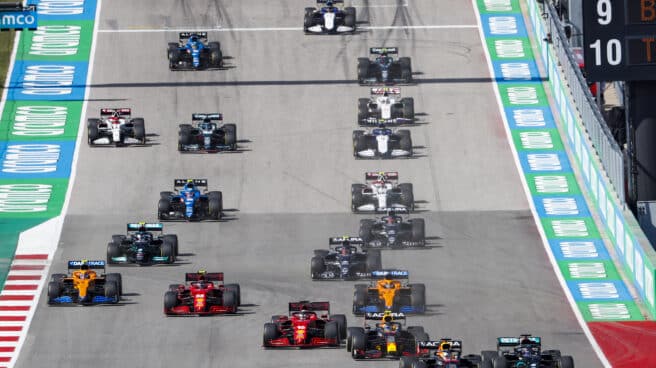 Inicio de carrera de F1, uno de los sectores donde se aplica la inteligencia artificial Imagen del inicio de carrera del Gran Premio de Estados Unidos de Fórmula 1