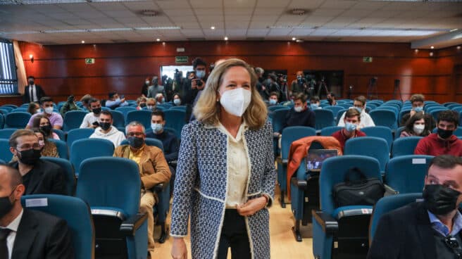 Calviño imparte en la UAM una conferencia sobre la situación actual y futura de la economía española