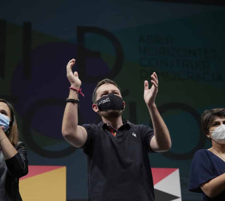 Iglesias apoya el plan de Díaz, pero le marca el camino: república y feminismo