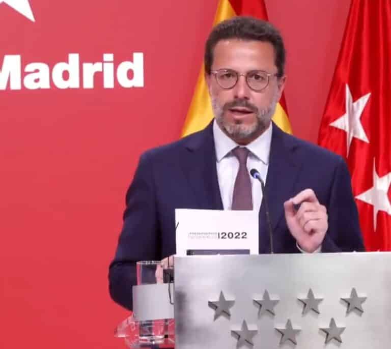 El Gobierno de la Comunidad de Madrid aprobará el 3 de noviembre la bajada de medio punto del IRPF