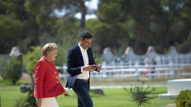 La canciller Angela Merkel y Pedro Sánchez, jefe del gobierno español, en su visita en 2018