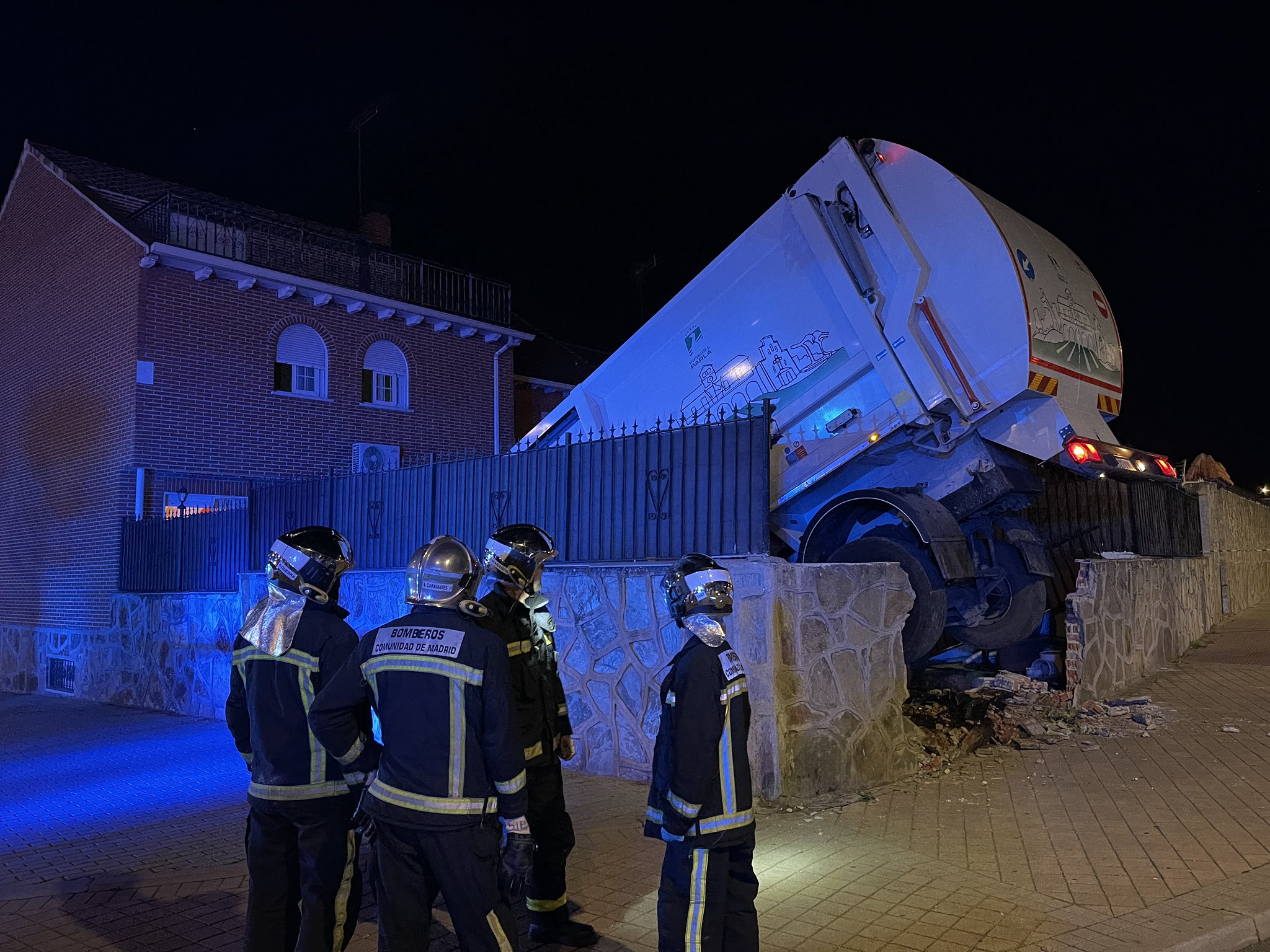 Accidente de un camión en Parla.