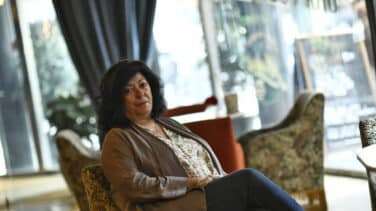 Almudena Grandes lucha contra el cáncer: "Prometo que volveré a sentarme en una caseta"