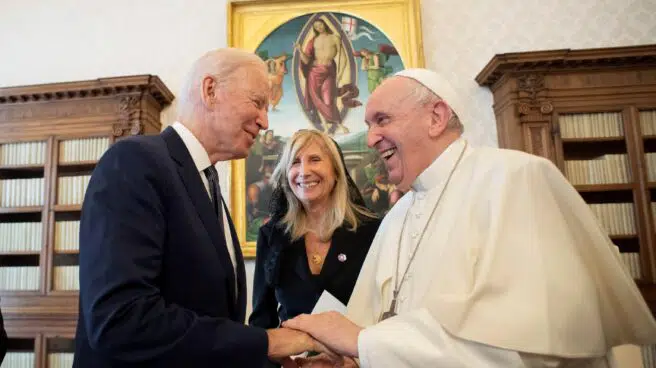 El Papa y Biden se reúnen en el Vaticano durante 90 minutos en un encuentro previo al G-20