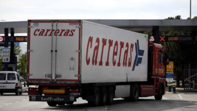 Transportes confía en frenar el paro de camioneros y pretende un acuerdo para los nuevos peajes
