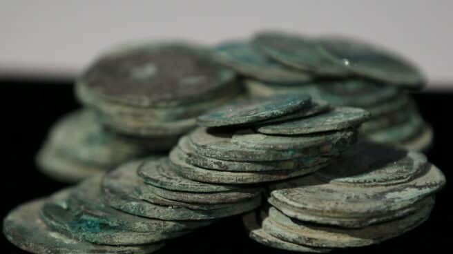 Monedas de dos y ocho reales de plata que forman parte del tesoro de la fragata 'Nuestra Señora de las Mercedes'