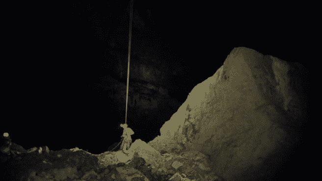 Hallan en Cantabria la segunda mayor sala subterránea de la península Lugar del descubrimiento de la sala subterránea de la península