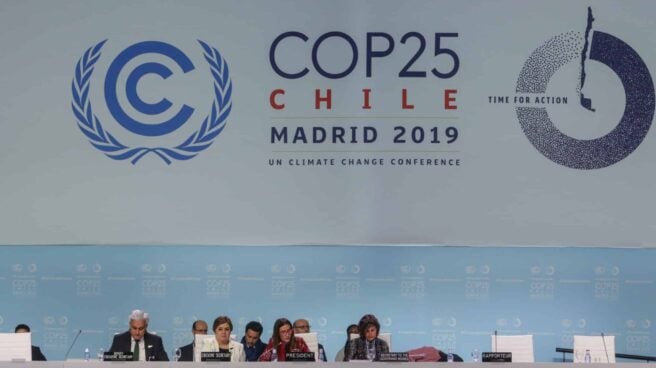 Así han sido las Cumbres del Clima anteriores: De la Cumbre del Clima de Madrid a Kioto, la lenta reacción de los estados a la crisis climática Fotografía de la mesa redonda de la cumbre del clima Madrid 2019