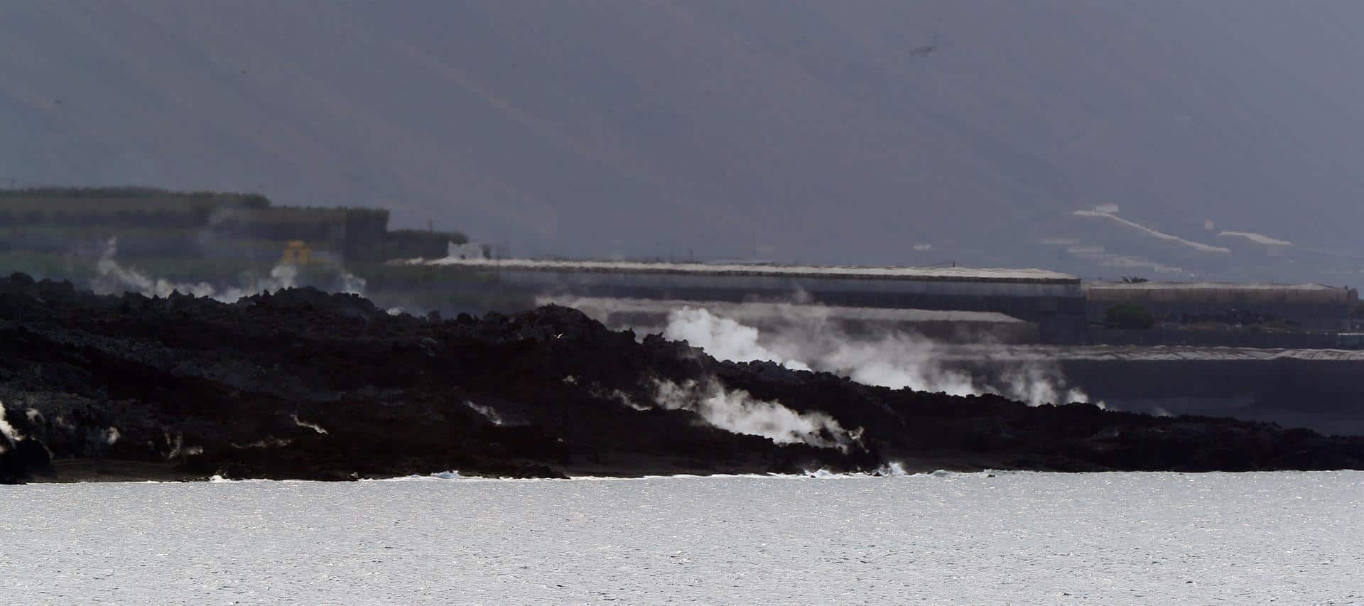 Así avanza el delta de lava procedente del volcán de La Palma.