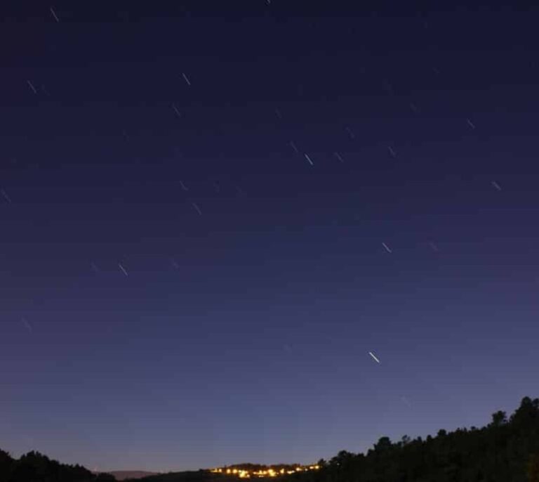 Dracónidas: a qué hora y cómo ver la lluvia de estrellas de octubre en España
